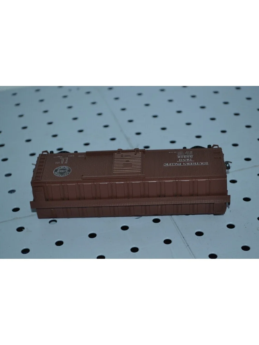 Built Athearn #5235 HO Southern Pacific SP 60730 Wood Box Car